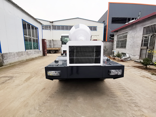 小型混凝土攪拌車八大優勢